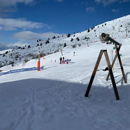 Le Renne Des Neiges, Sur Les Pistes * Valmeinier